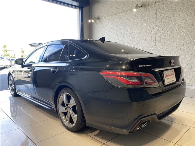 Toyota CROWN HYBRID 2018 6377444-8