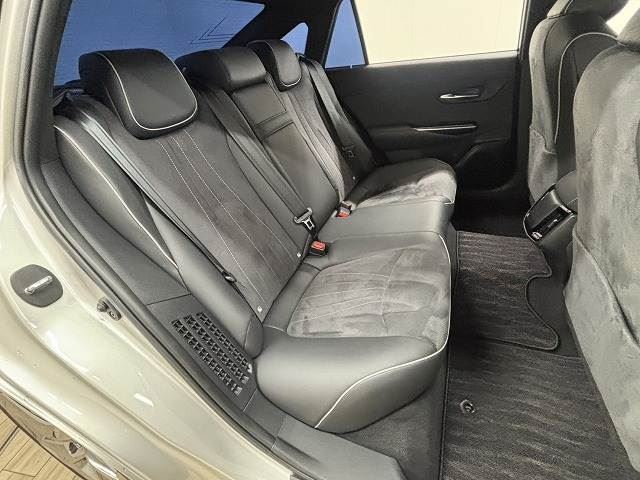 Toyota CROWN HYBRID 2018 6377855-5