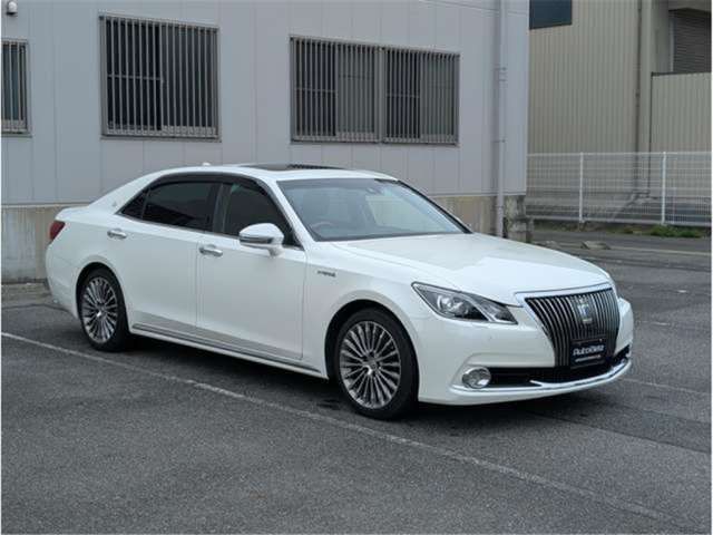 Toyota CROWN MAJESTA 2017 6343067-1