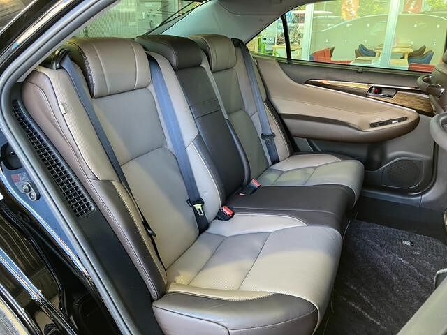 Toyota CROWN MAJESTA 2017 6343109-4