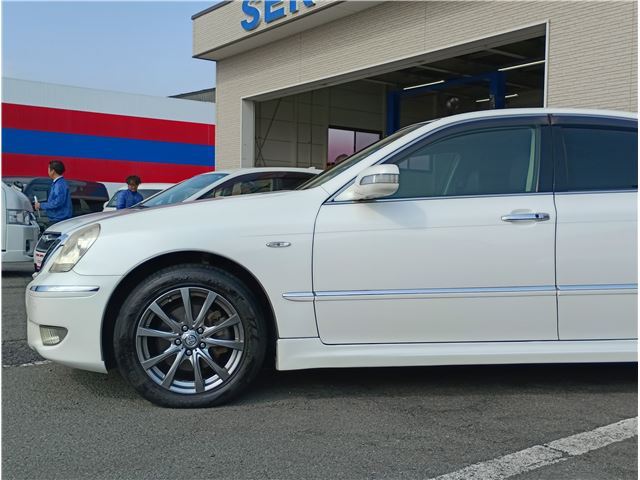 Toyota CROWN MAJESTA 2008 6344365-5