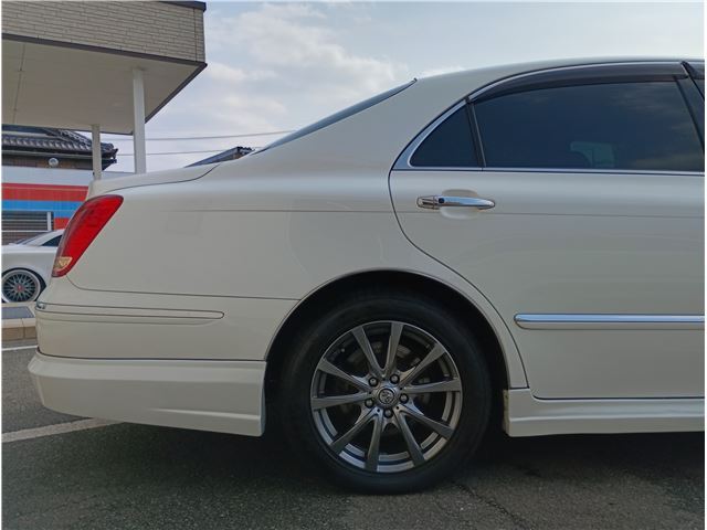 Toyota CROWN MAJESTA 2008 6344365-8