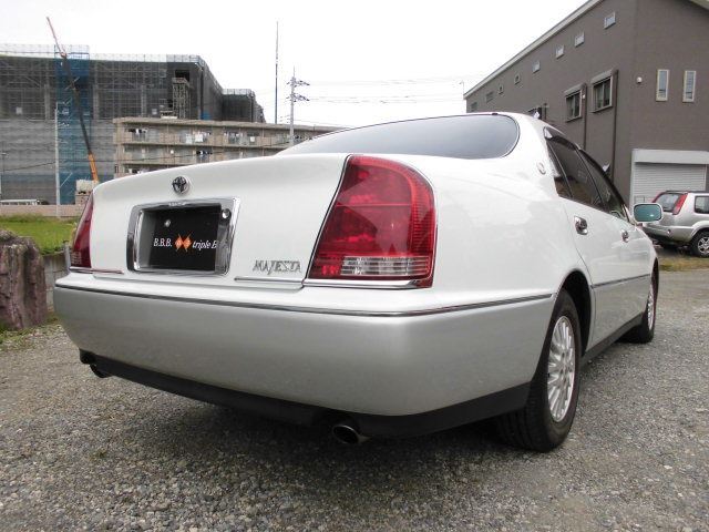Toyota CROWN MAJESTA 2001 6344632-1