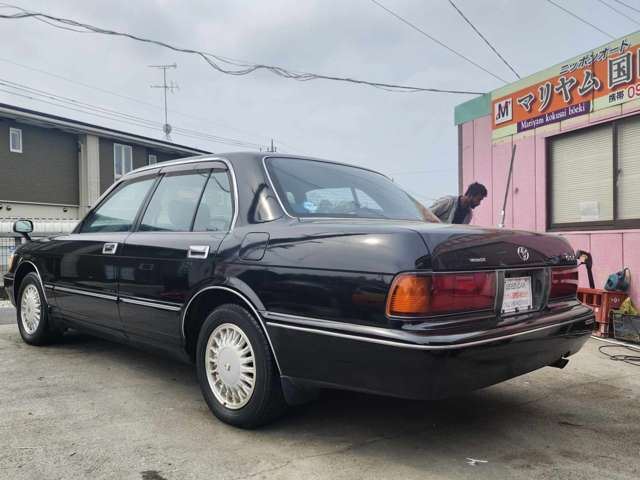 Toyota CROWN SEDAN 1993 6345230-2
