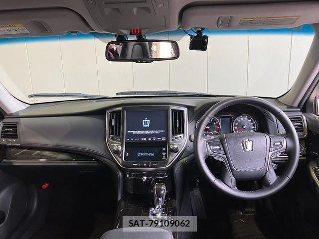 Toyota CROWN 2016 6333315-2
