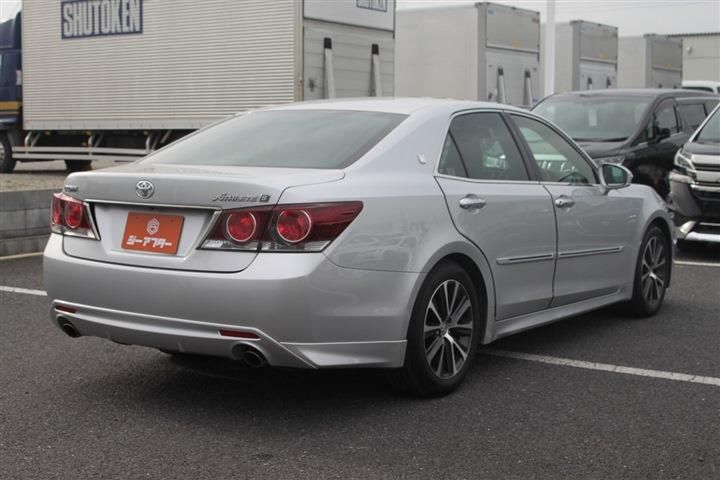 Toyota CROWN 2015 6334083-7