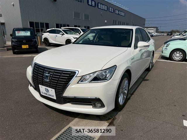Toyota CROWN 2014 6334906-2