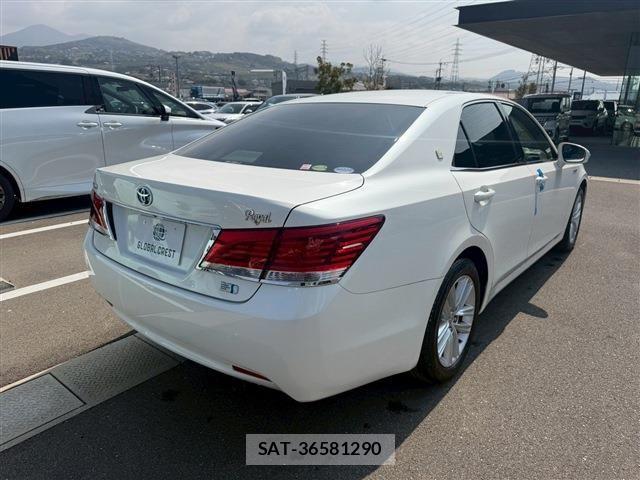 Toyota CROWN 2014 6334906-5