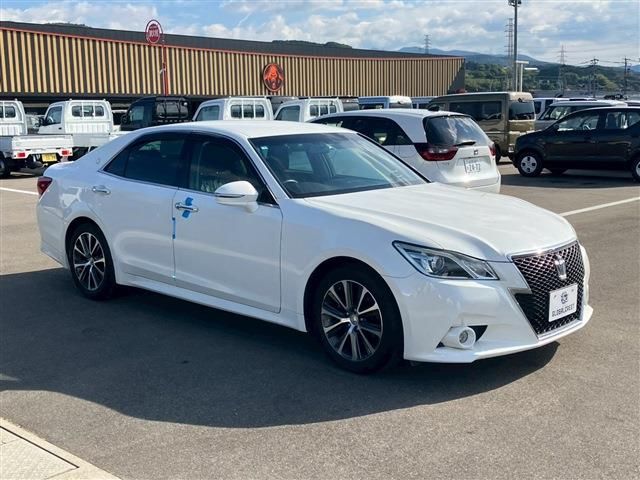 Toyota CROWN 2014 6334959-4