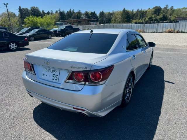 Toyota CROWN 2015 6369202-1
