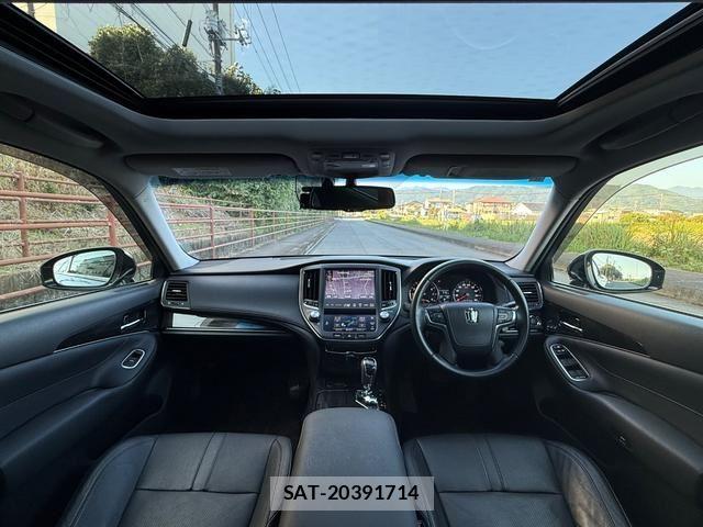 Toyota CROWN 2013 6369899-2