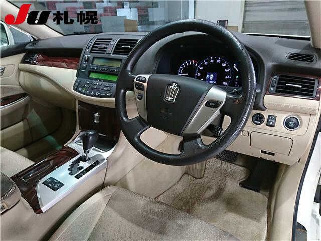 Toyota CROWN 2011 6370384-2