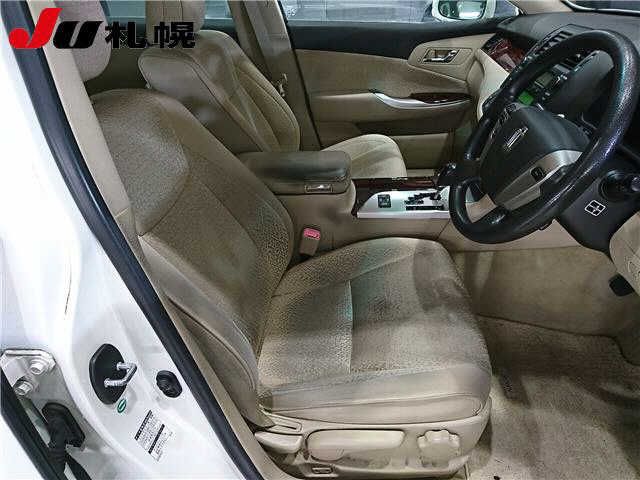 Toyota CROWN 2011 6370384-4
