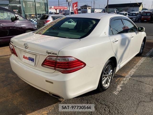 Toyota CROWN 2010 6371029-10