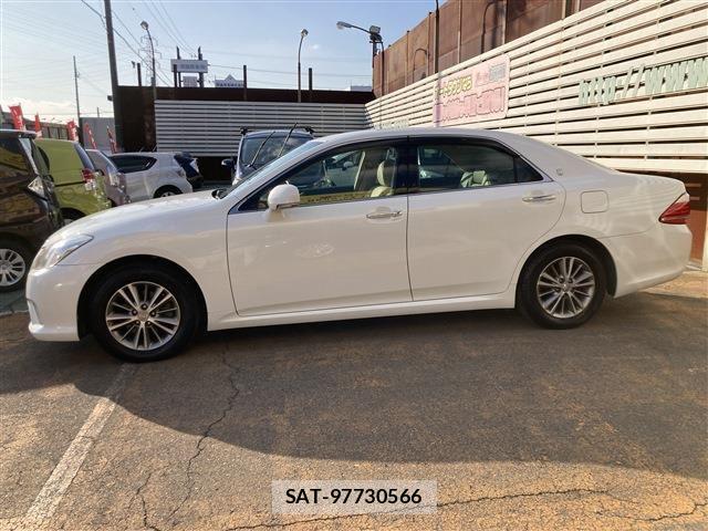Toyota CROWN 2010 6371029-8