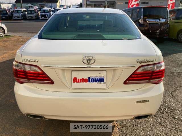 Toyota CROWN 2010 6371029-9