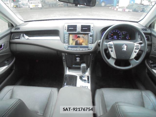 Toyota CROWN 2010 6371158-3