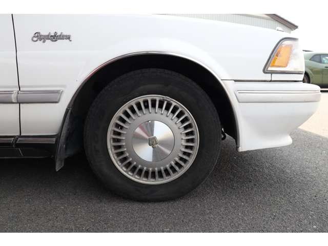 Toyota CROWN 1990 6375633-10