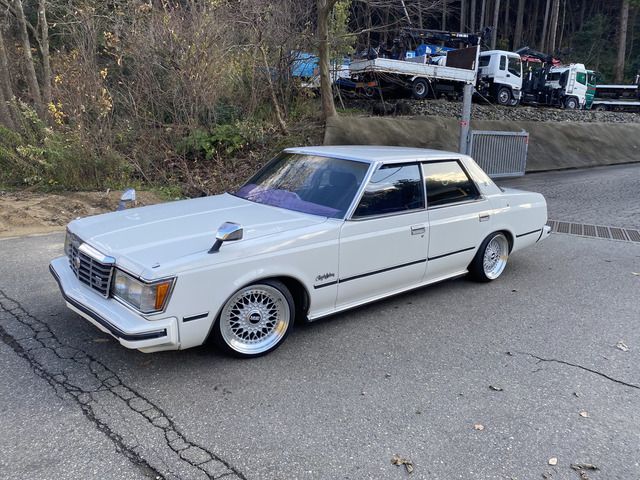 Toyota CROWN 1983 6375876-0