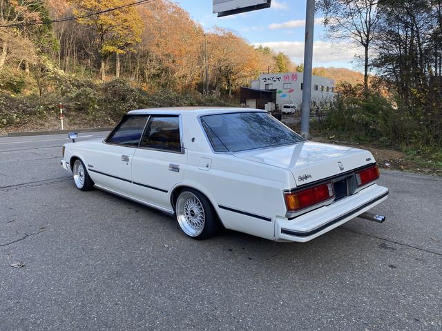 Toyota CROWN 1983 6375876-10