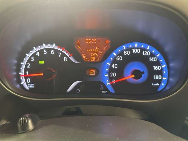 Nissan CUBE 2013 6377581-10