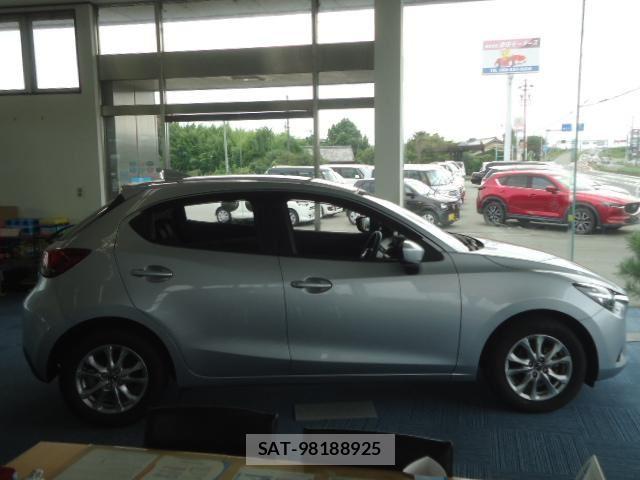 Mazda DEMIO 2019 6344879-4