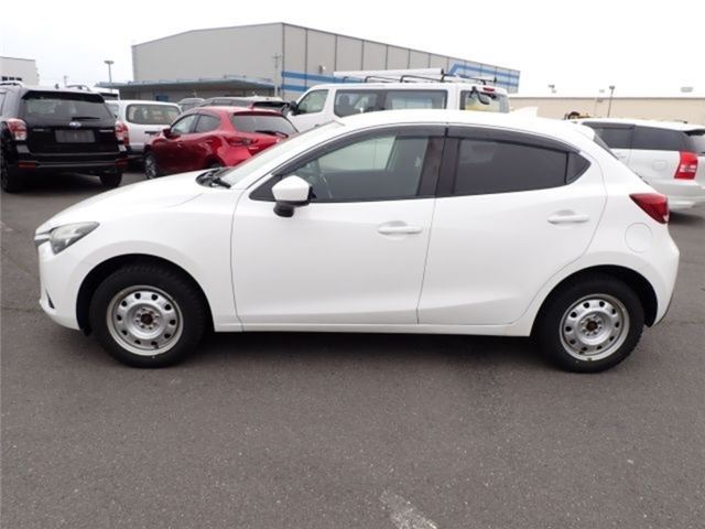 Mazda DEMIO 2019 6344918-8