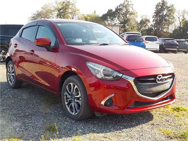 Mazda DEMIO 2018 6345936-0