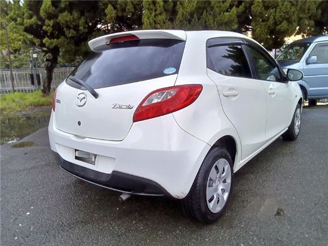 Mazda DEMIO 2013 6351381-1