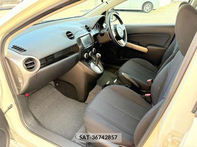 Mazda DEMIO 2010 6352105-10