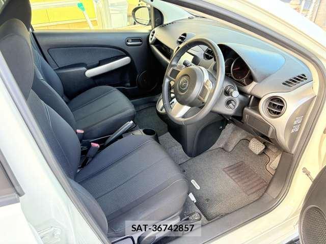 Mazda DEMIO 2010 6352105-6