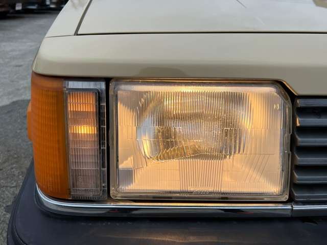 Mazda FAMILIA 1980 6352624-3