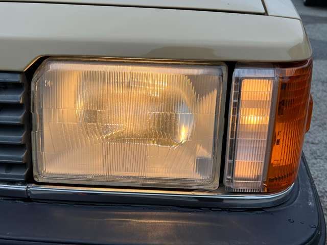 Mazda FAMILIA 1980 6352624-4