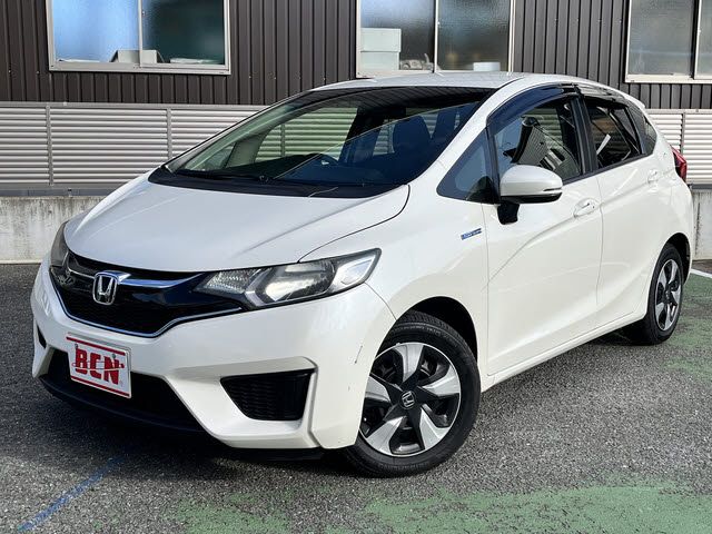 Honda FIT HYBRID 2017 6326701-0