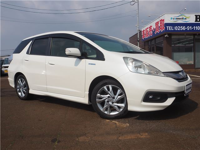 Honda FIT SHUTTLE HYBRID 2014 6327356-8