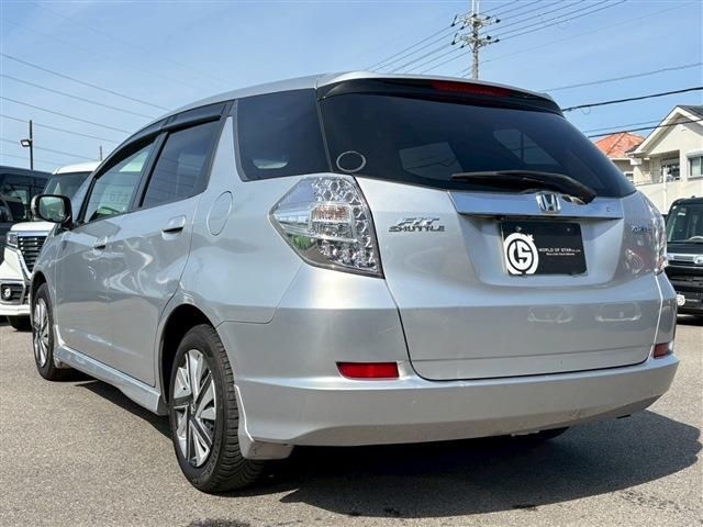 Honda FIT SHUTTLE HYBRID 2012 6327817-5