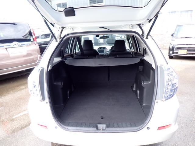 Honda FIT SHUTTLE HYBRID 2011 6328125-5