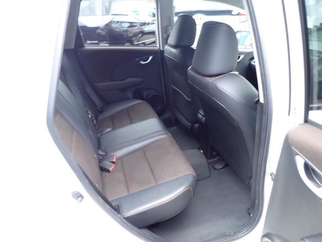 Honda FIT SHUTTLE HYBRID 2011 6328125-9