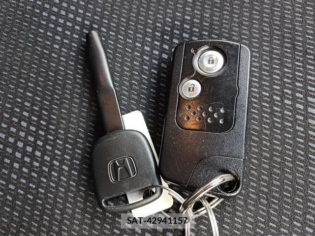 Honda FIT 2013 6323235-6