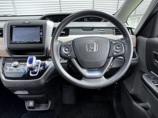 Honda FREED HYBRID 2017 6352603-7