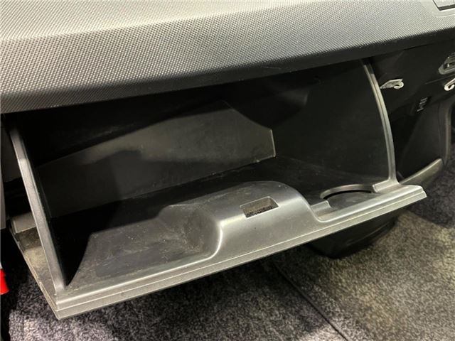 Honda FREED SPIKE 2011 6356773-4