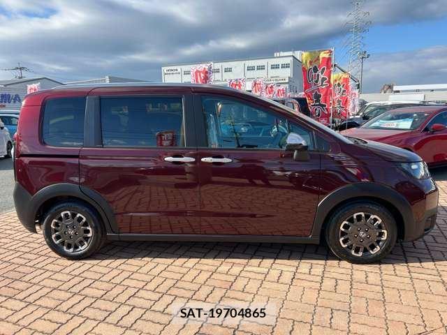 Honda FREED 2026 6328569-3