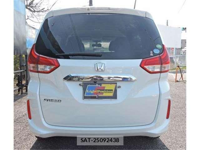 Honda FREED 2017 6338100-5