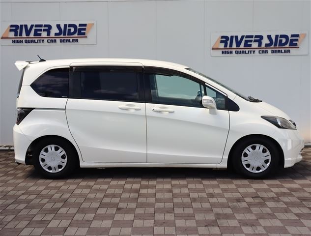 Honda FREED 2009 6343568-1