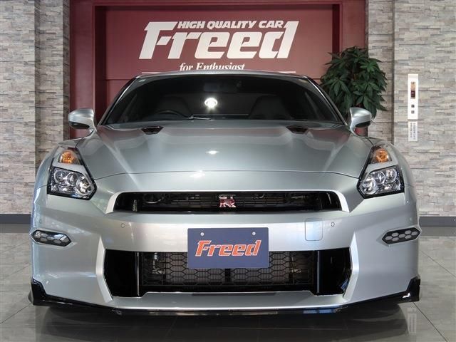 Nissan GT-R 2023 6327106-2