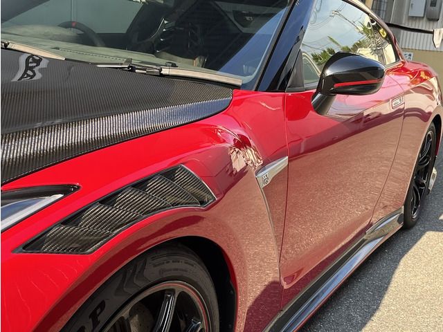 Nissan GT-R 2023 6327142-8