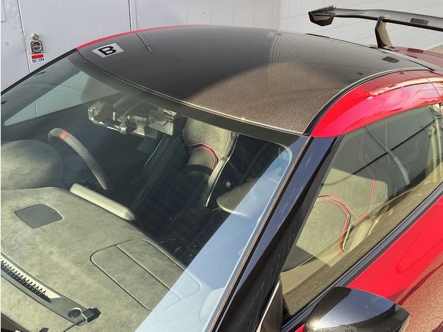 Nissan GT-R 2023 6327142-9