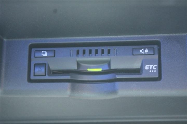 Toyota HARRIER HYBRID 2017 6352979-4