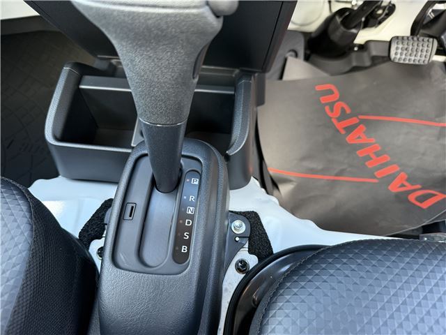 Daihatsu HIJET TRUCK 2026 6322395-4