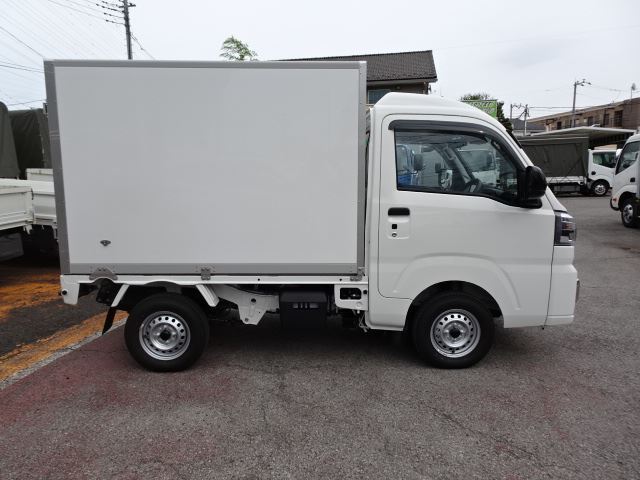 Daihatsu HIJET TRUCK 2026 6322464-5